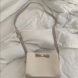Kate spade cross body with bow